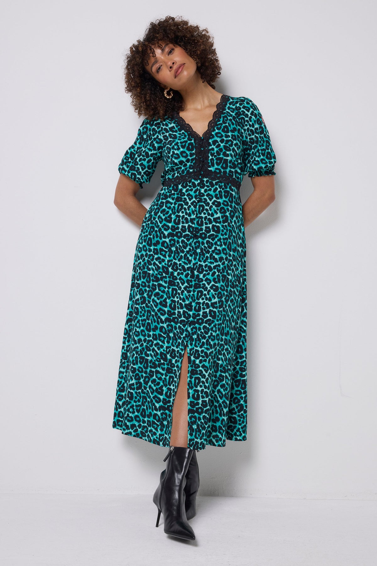 Green Jaguar Lace Trim Puff Sleeve Midi Tea Dress