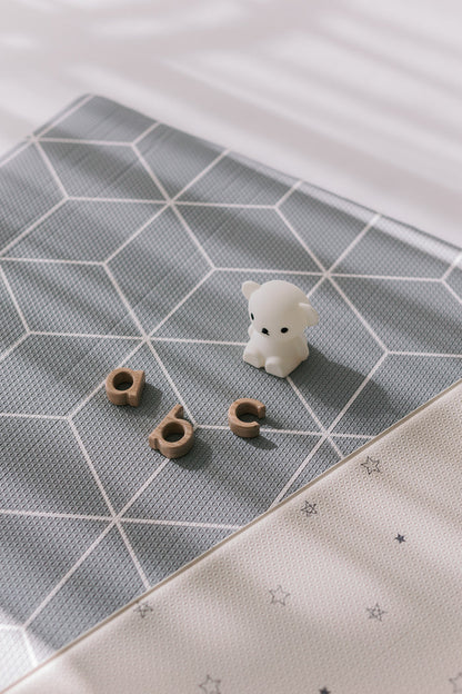 Littlelola Stellar Foldable Reversible Playmat